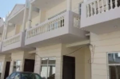 Twin Clarus Apartments